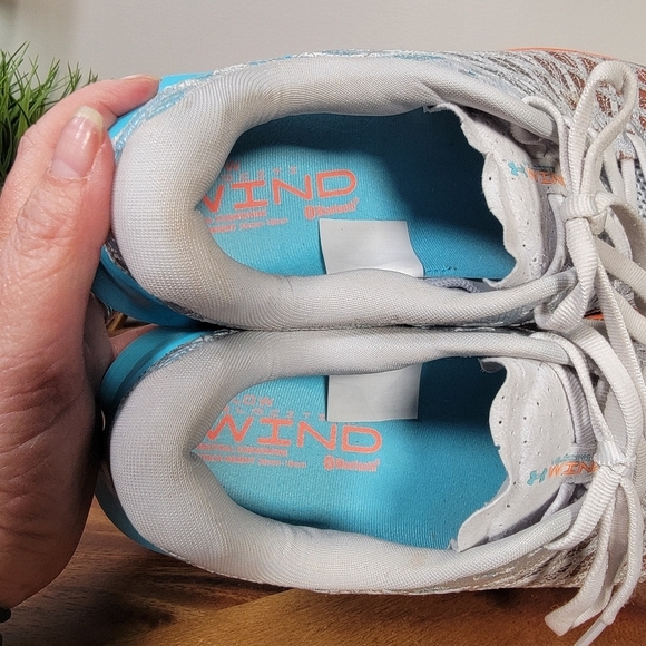 Under Armour UA W FLOW Velociti Wind 2 Multicolor Running Shoes Size 12 - Picture 14 of 17